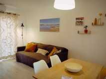 Spacious living room